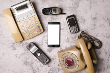 Evolution of data collection — from manual call logs to cloud-based CATI systems.